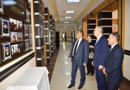 Niyazi Bayramov Türkiyənin Ege Universitetinin rektoru ilə görüşüb